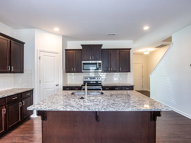 Bonterra Townhomes — Photo 4