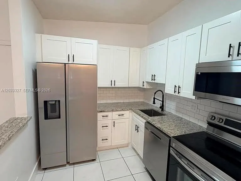 9499 W McNab Rd #208 — Photo 3