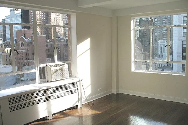 Rented by Corcoran | media 17