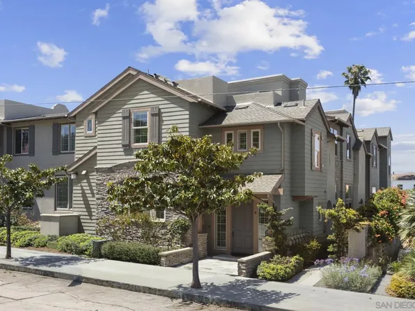 1056 Pearl St Unit 24, La Jolla, CA 92037