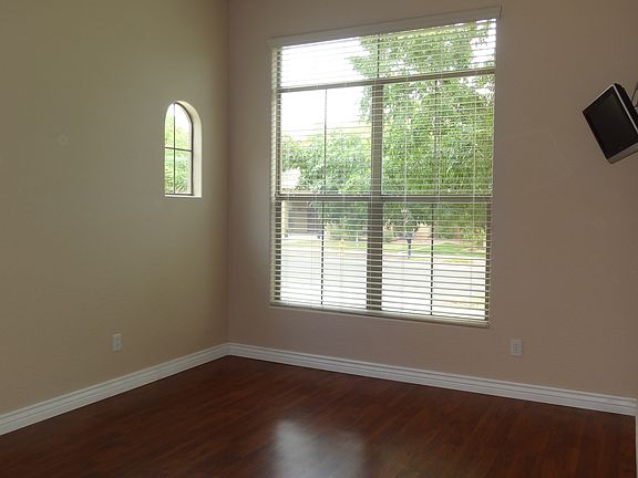 2nd bedroom with its own bathroom