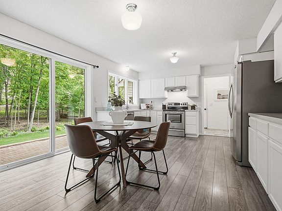 5th image of 2037 Boulder Rd