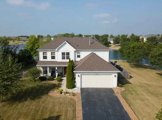 1301 Clifton Dr, Minooka, IL 60447