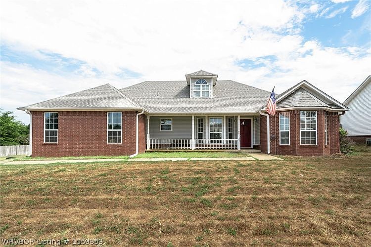 1st image of 1120 Opal Dr