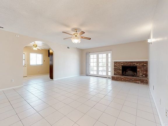 3rd image of 12485 Willet Ave