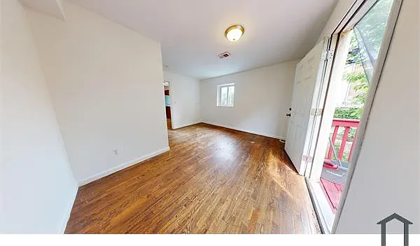 35 Wright St #1 — Photo 8