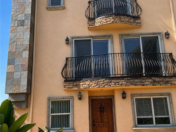 16723 Victory Blvd Unit 3