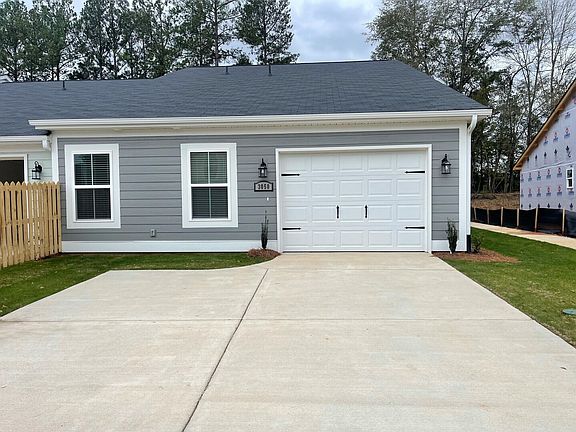 2nd image of 3050 Stanhope Drive
