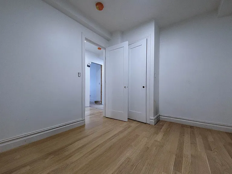 124 W 79th St #1E — Photo 12