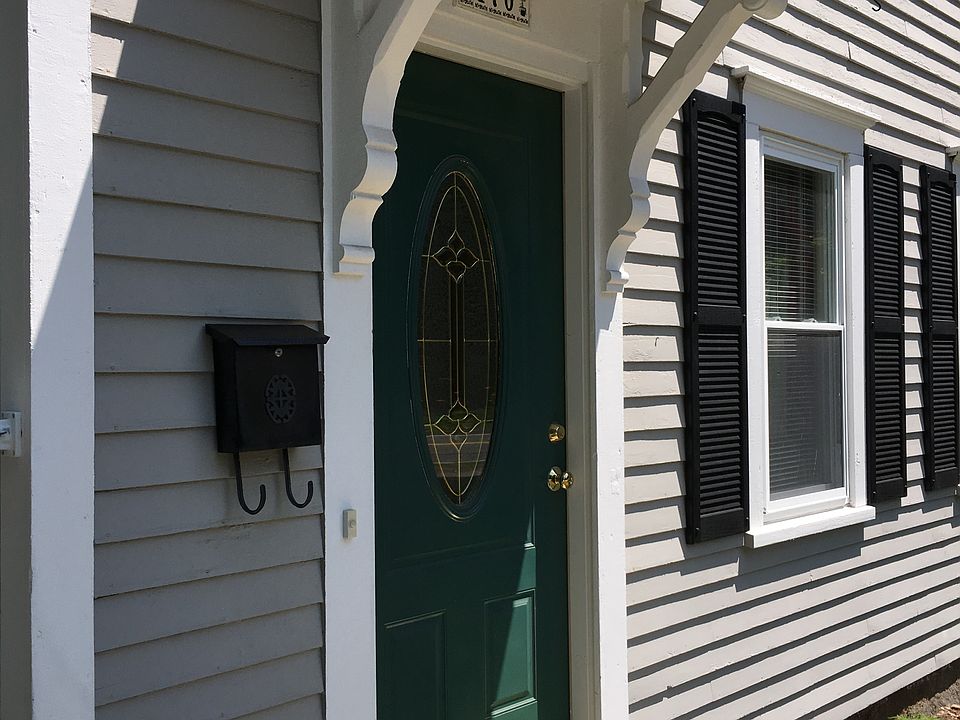 1st image of 170 Center St