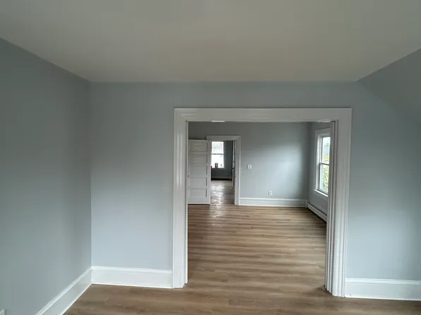 644-648 King Philip St #3, Fall River, MA 02724