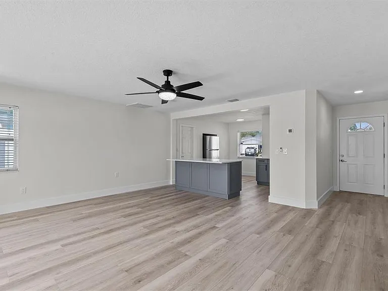 310 Westwinds Dr — Photo 10