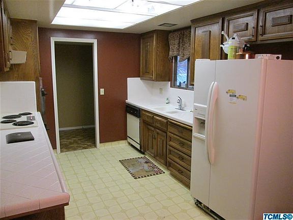 3rd image of 2920 W Vassar Dr