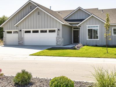 8129 E Sunray Dr, Nampa, ID, 83687
