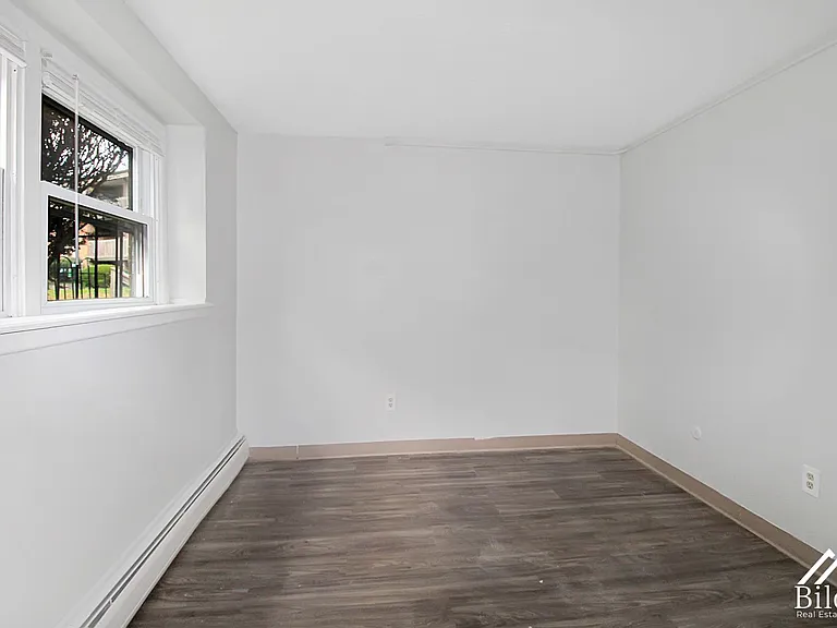 Prospect Street Apartments — Photo 45