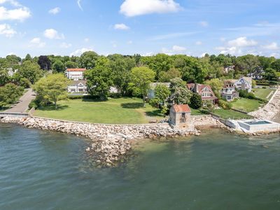 400 Stamford Avenue, Stamford, CT, 06902