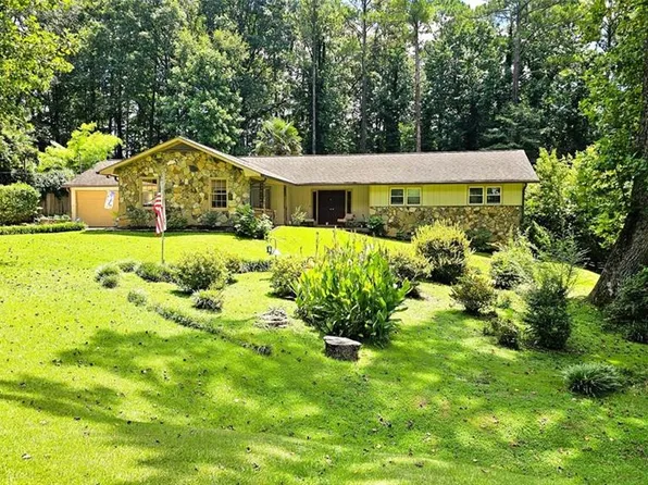 4682 Lucerne Valley Rd SW, Lilburn, GA 30047