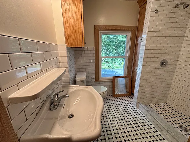 87 Park Ave — Photo 18