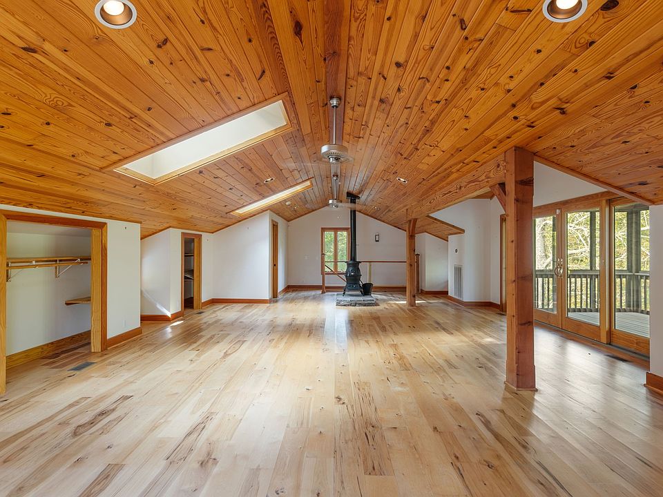 28th image of 7725 Caney Fork Rd