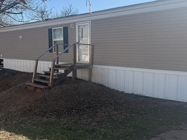9651 E Waterloo Rd #77 — Photo 2