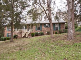 165 Allen Dr, Hendersonville, TN 37075
