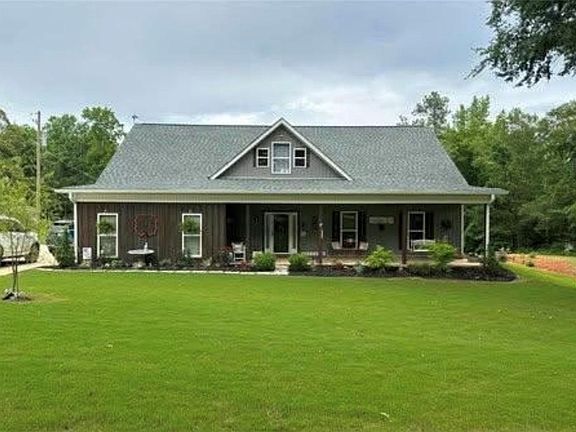 3rd image of 570 County Road 79