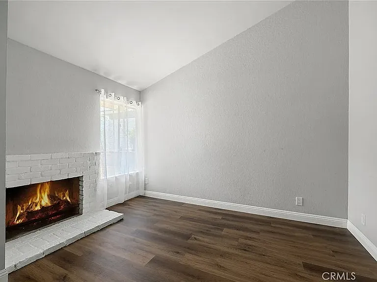 927 Cottonwood Ct — Photo 18
