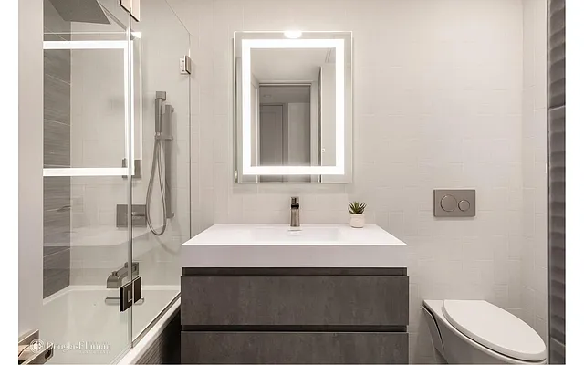 Sold by Douglas Elliman | media 16