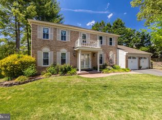 7018 Petunia St, Springfield, VA 22152