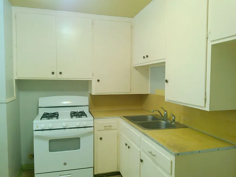 4322 Fir St — Photo 5