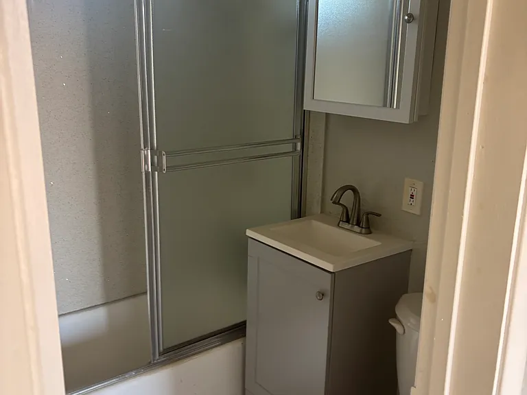 815 W 137th St #5 — Photo 7
