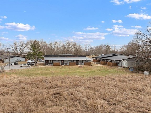 3rd image of 101 Longview Dr