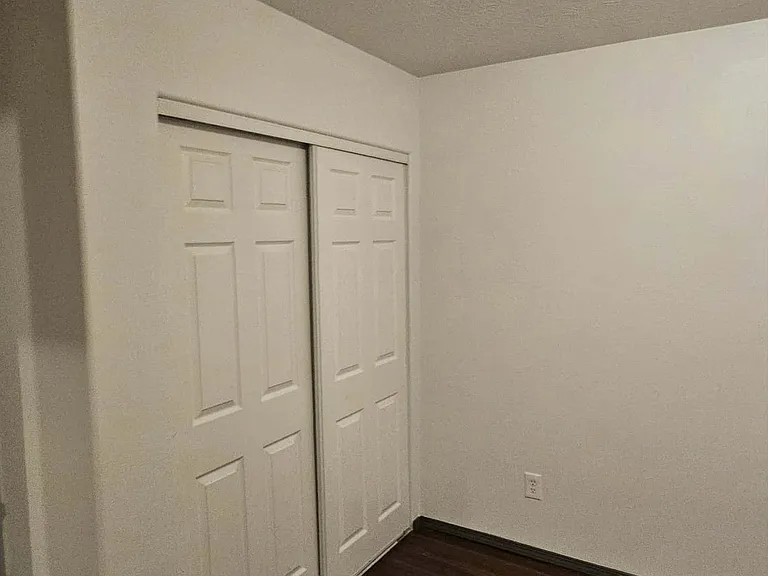 2514 E Hartson Ave #2514 — Photo 4