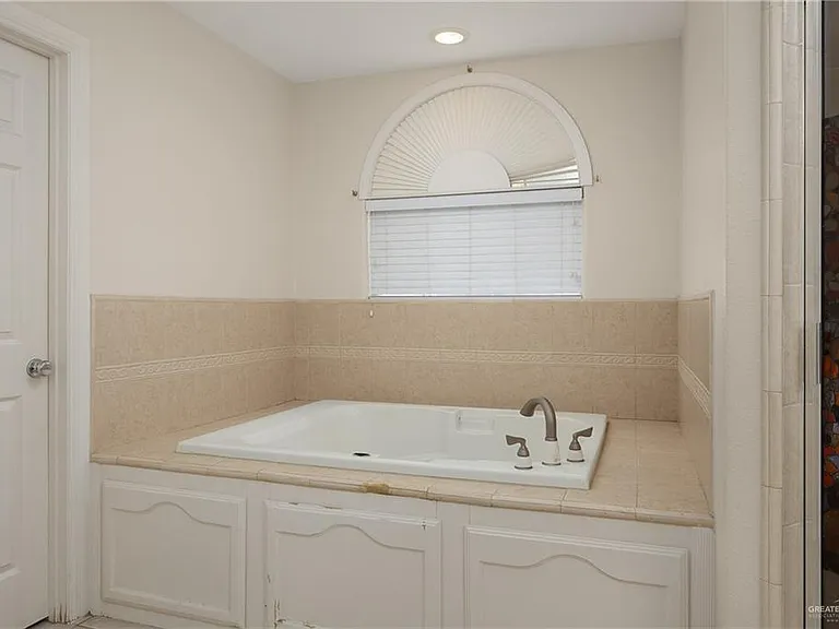 1018 Rio Grande Dr — Photo 20