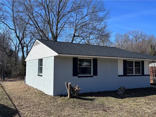 2314 Acorn Rd, Greensboro, NC 27406