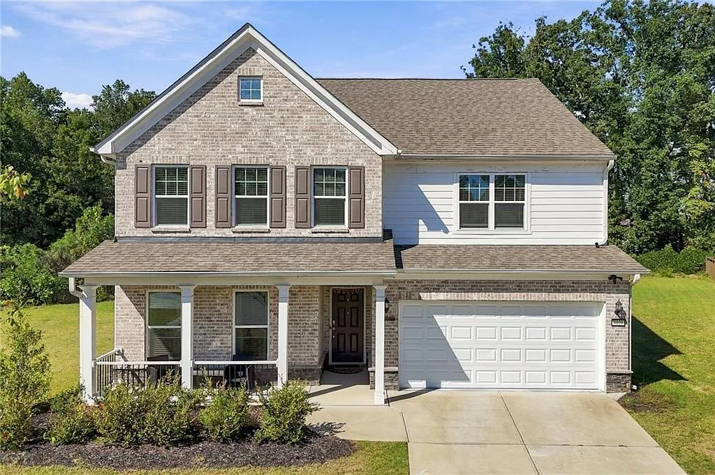 4 bed, 3.0 bath, 3180 sqft, $3,150 — Photo 1
