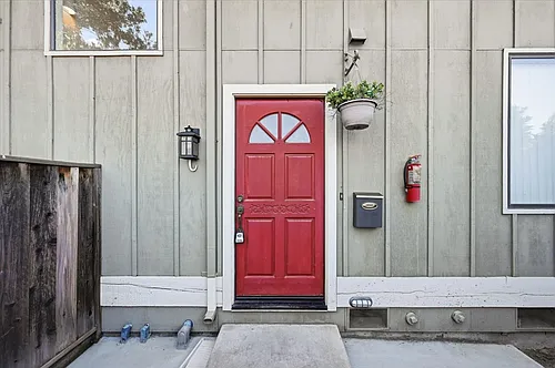 264 W California Ave #C Photo 1