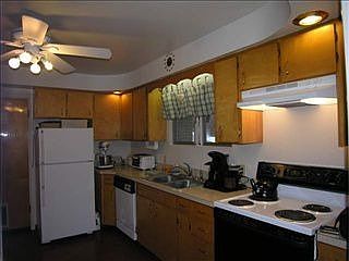 4th image of 3940 Sun Rose Dr