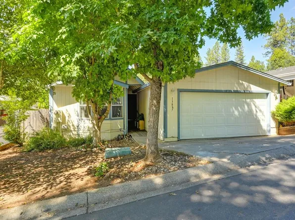 13887 Meda Dr, Grass Valley, CA 95949