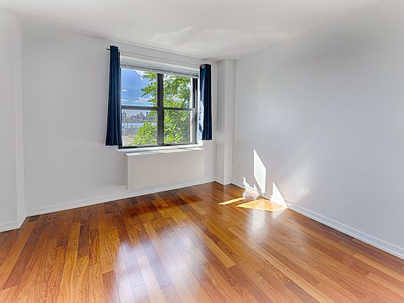 5th image of 58 Metropolitan Ave APT 2G