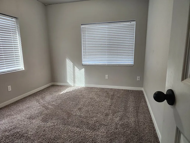 15105 SE Pine Ct — Photo 13