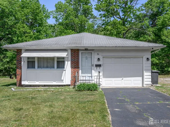 61 Heather Narrows, Toms River, NJ 08755