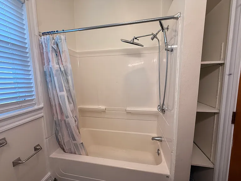 17 Evergreen St #3 — Photo 7