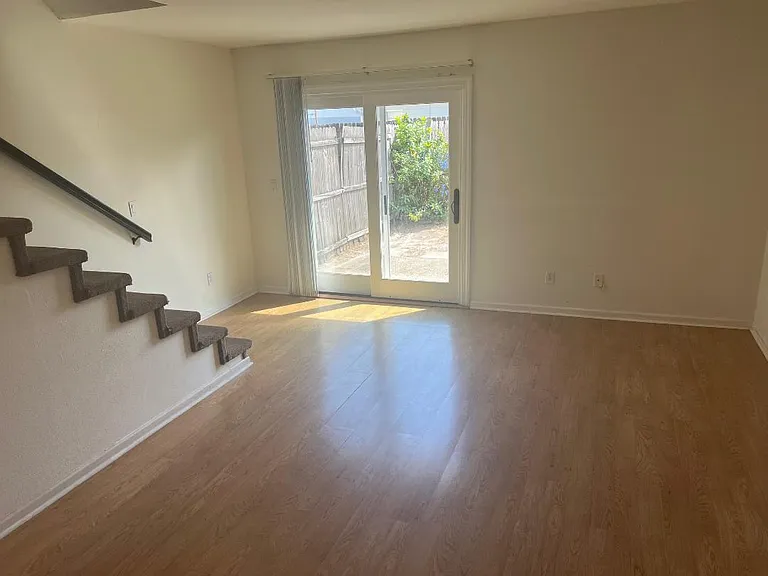 12325 Villager Ct — Photo 5
