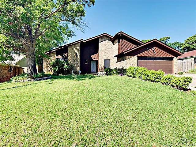 1st image of 3804 Village Glen Trl