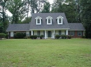 116 Twin Oaks Ln, Longview, TX 75605