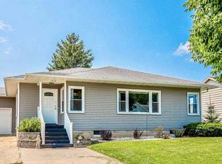 1213 2nd St, New Glarus, WI 53574