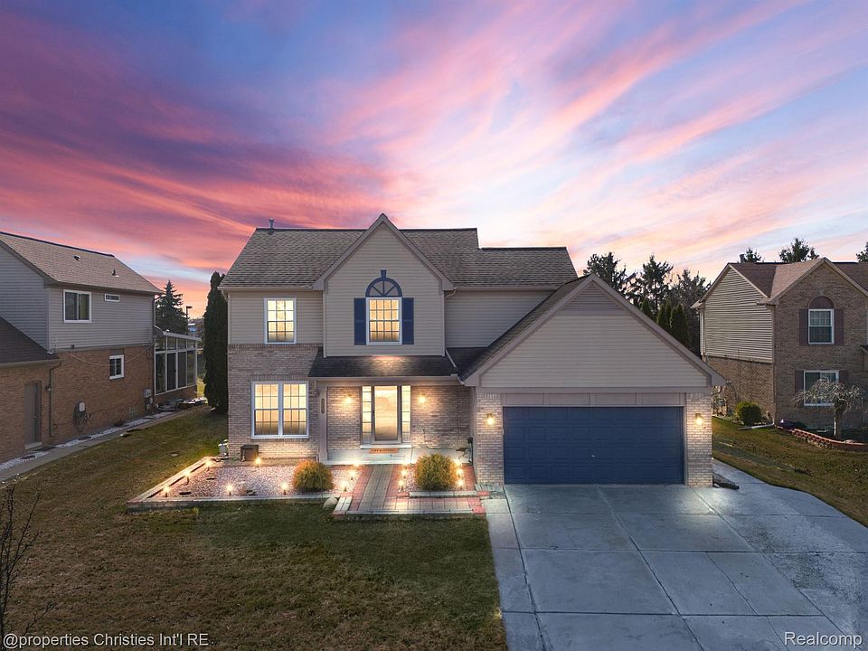 1st image of 45663 Samantha Dr