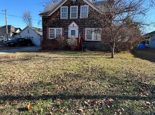 402 S 3rd St, Clinton, MO 64735