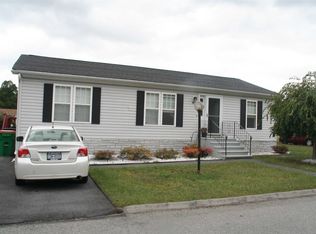 41 Second Dr, Hyde Park, NY 12538